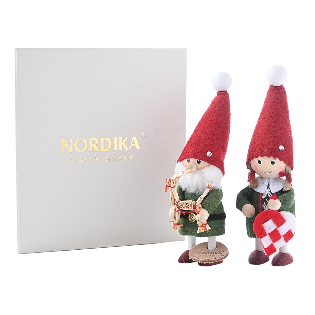 ノルディカニッセ イヤーズ 2024 新作 サンタ 女の子