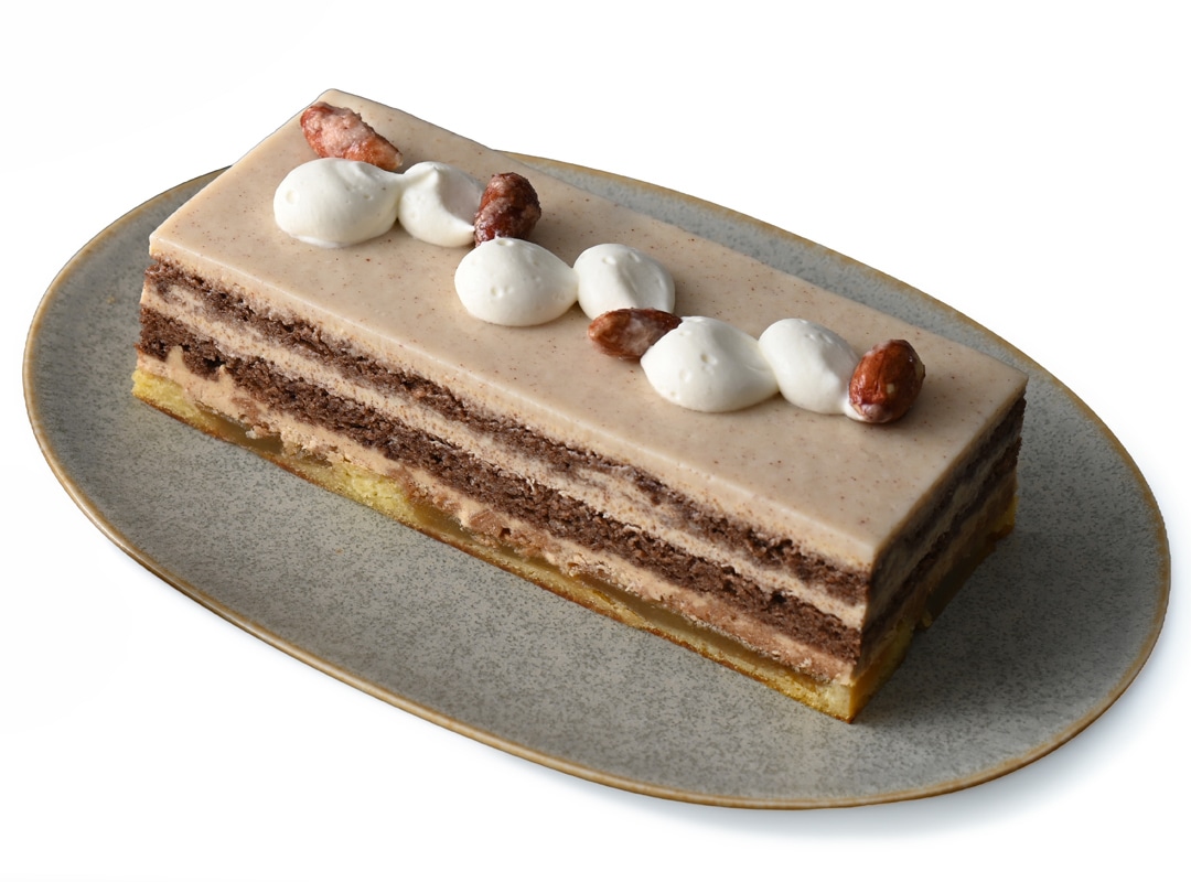 広島ピーナッツ&芸北りんごのケーキ
