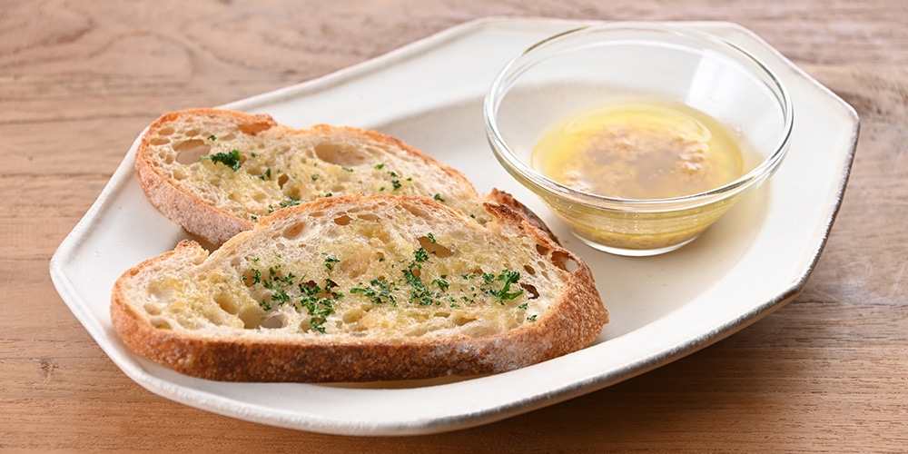 バーニャカウダとThe Breadのトースト