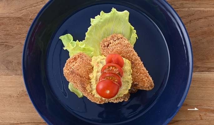 魚フライとレムラードソースのスメアブロ